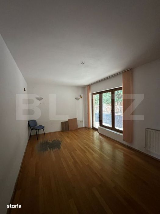 OPORTUNITATE INVESTIȚIE: Apartament de 3 camere, 2 bai, Zona Semicent — fotografia 3