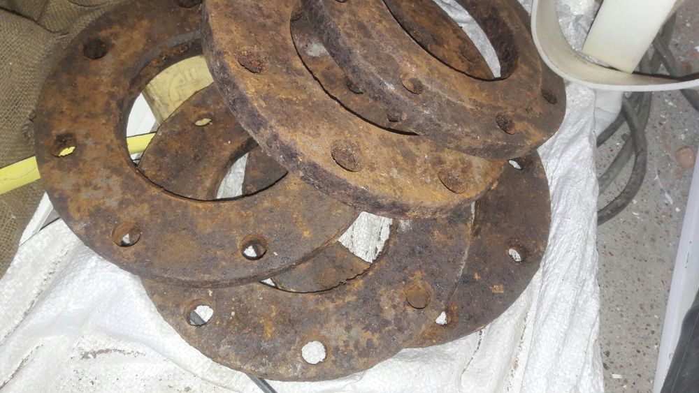 Флинец для металлических труб