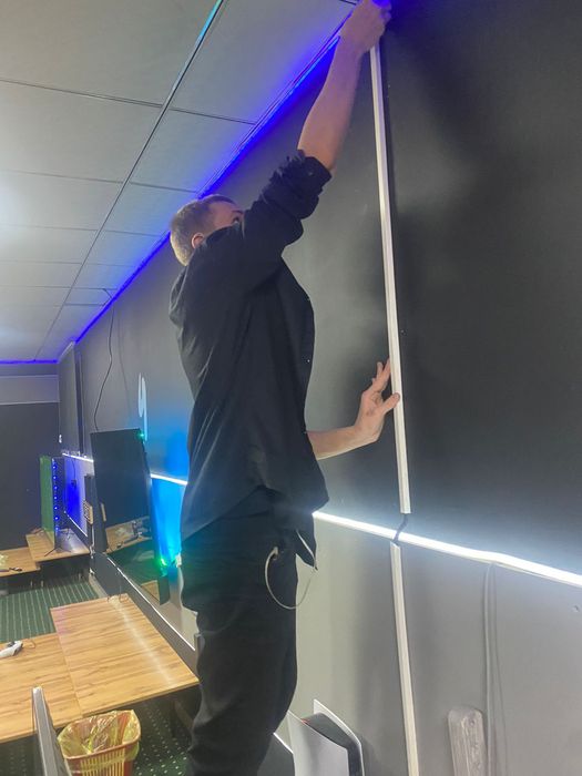 Услуги электрика недорого