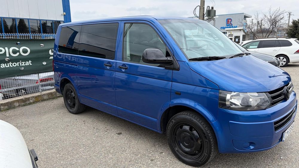 VAND Vw Caravelle 8+1 AUTOMAT