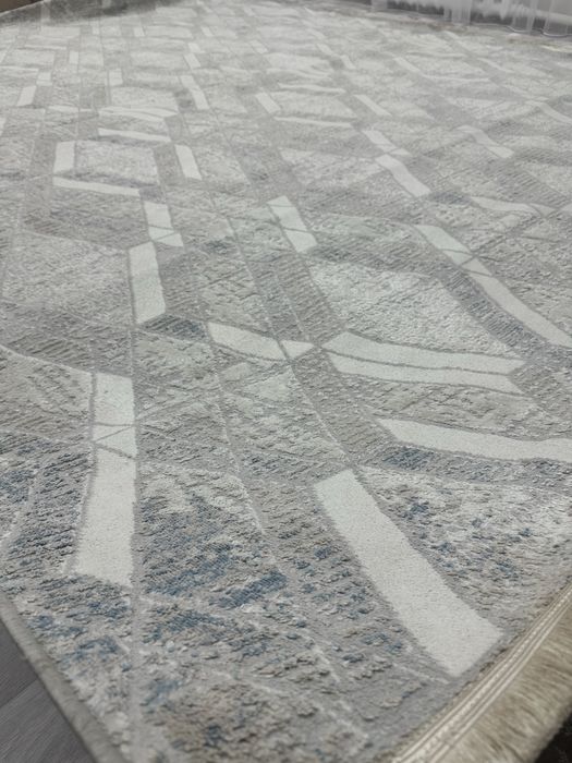 продам ковер в хорошем состоянии