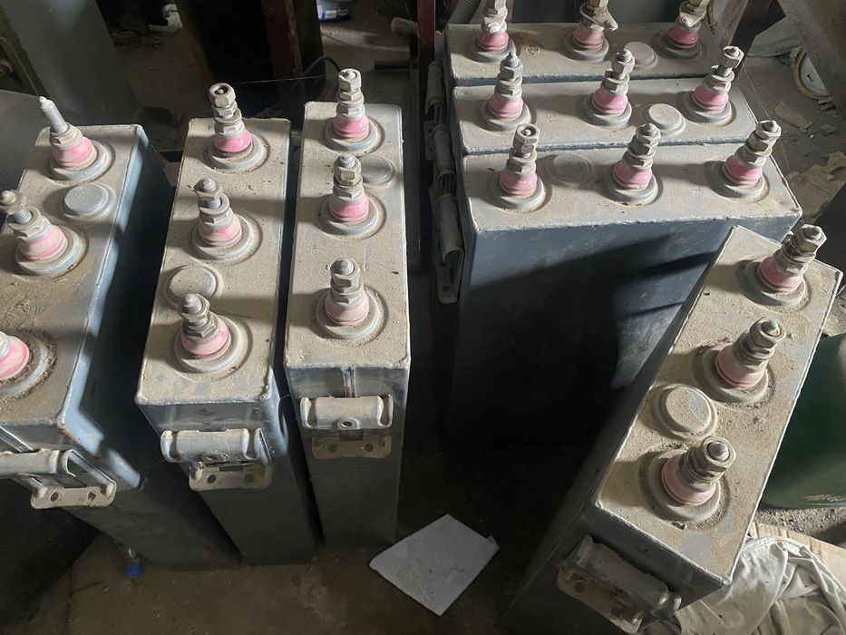 Продам конденсаторы