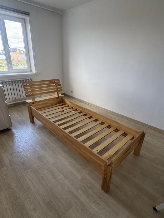 Продам односпальную кровать