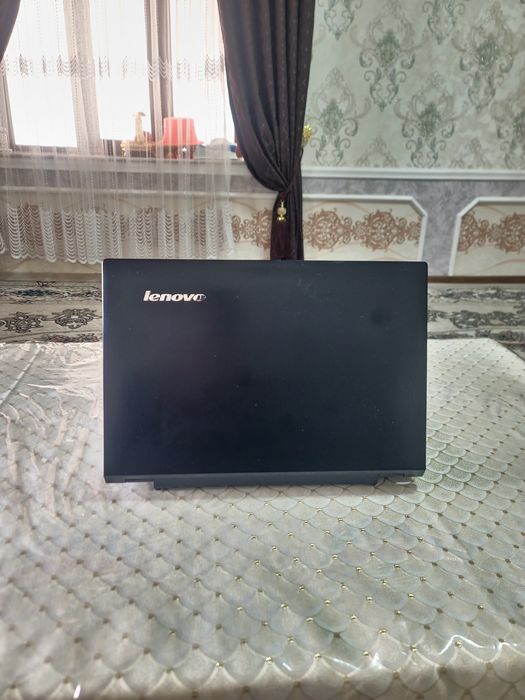 Laptop Lenovo B50