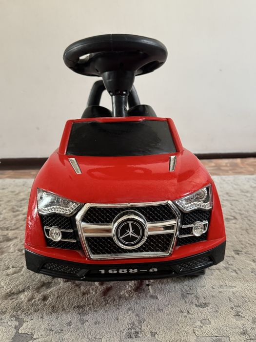 Игрушка  Mercedes-Benz