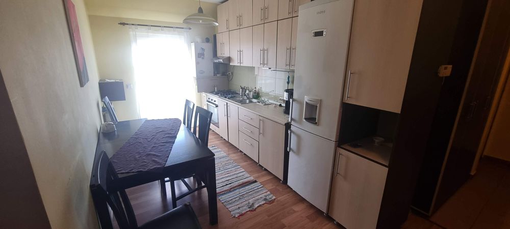 Apartament 3 camere, situat pe 2 nivele