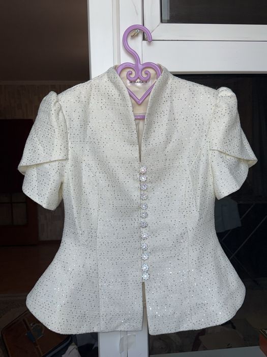 Жакет (костюм) женский