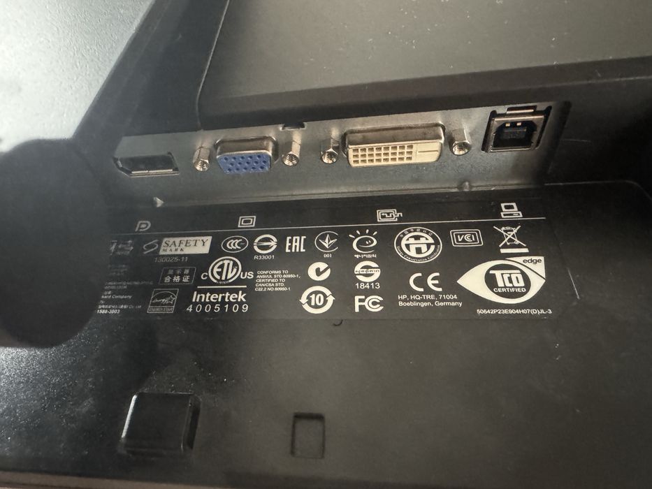 Монитор HP 23 инча