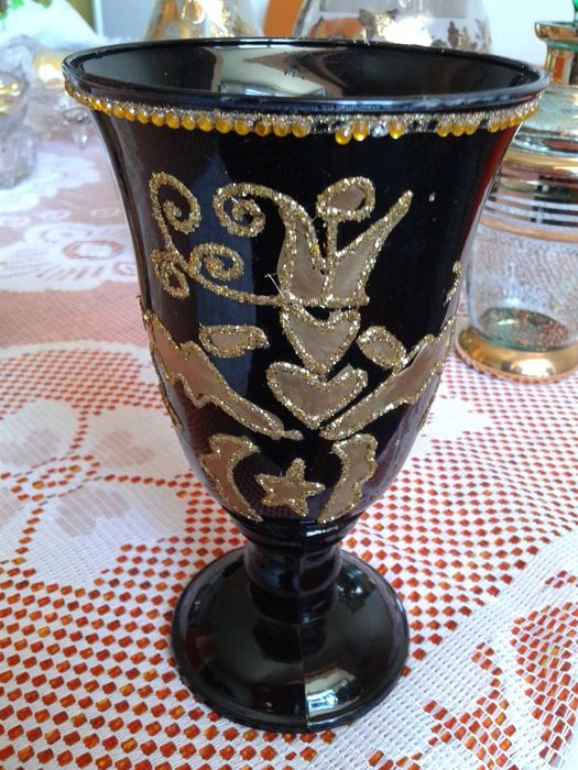 Ваза от калиево стъкло. Бохемско стъкло. Купа стъклена. Шише