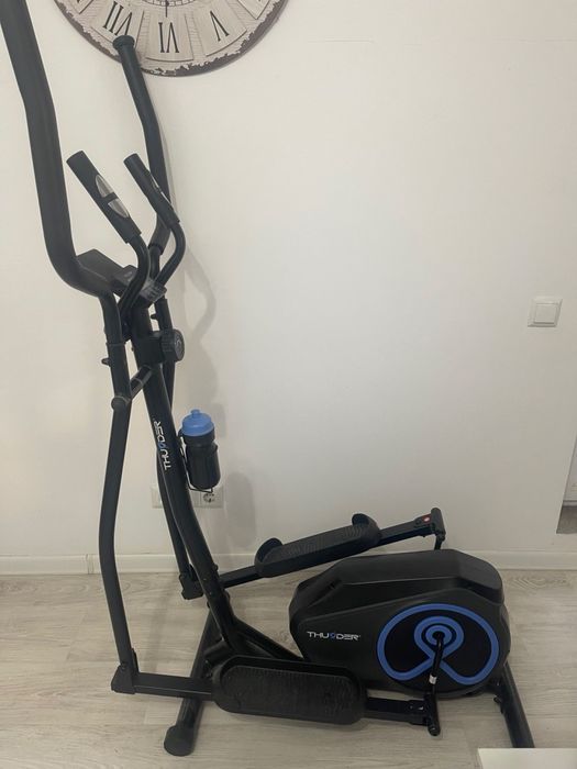 trainer eliptic este modelul Thunder Sparky