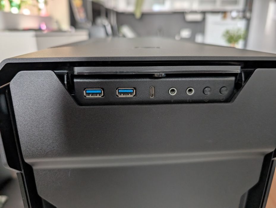 Компютърна кутия Phanteks Exolve X