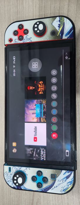 Продам Nintendo Switch OLED. Идеальное состояние!