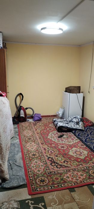 г. Чирчик. Быв. Общижитие. 1комнатная кв. 11500 у.е