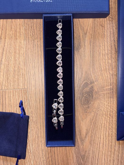 bratara swarovski cu inimi