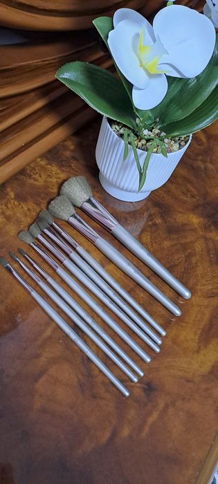 Кисти для макияжа Новые