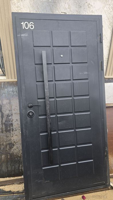 Продам входной двери