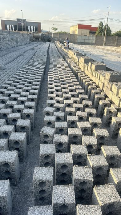 Шлакоблок прессовный