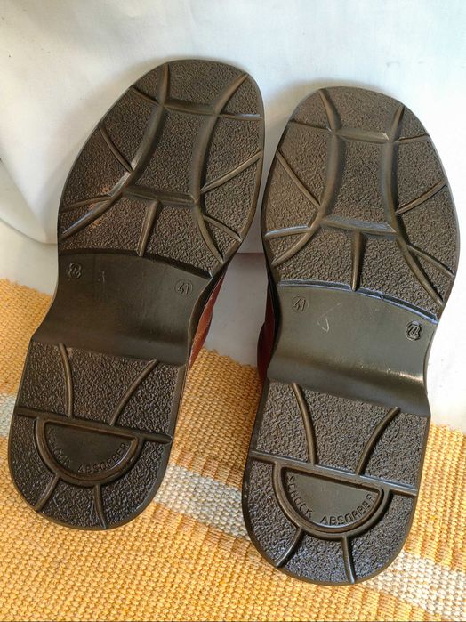 НОВИ Супер Качествени Български Обувки Естествена Кожа 41 н-р Унисекс