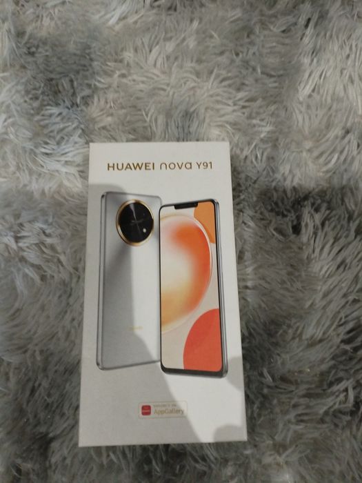 Продам телефон Huawel y92nova
