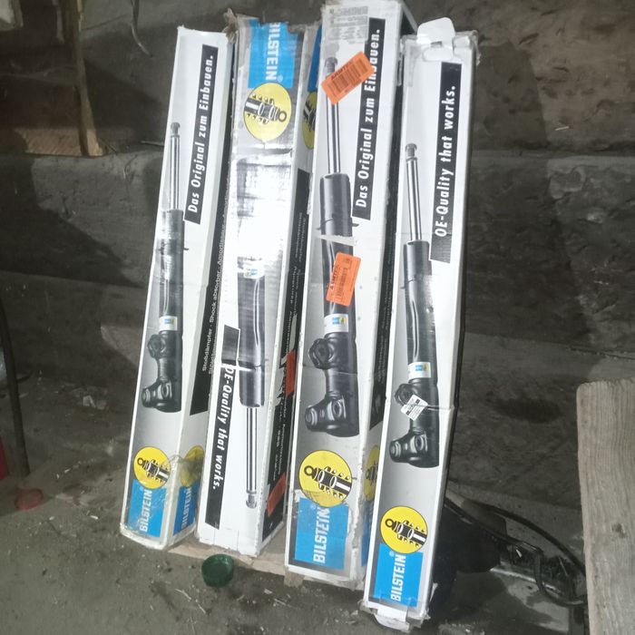 Продам Амортизаторы