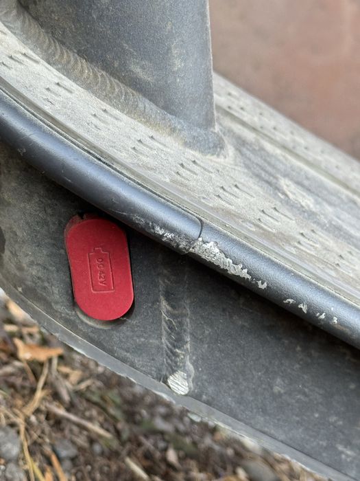 Vând trotineta electrica xiaomi Mi1