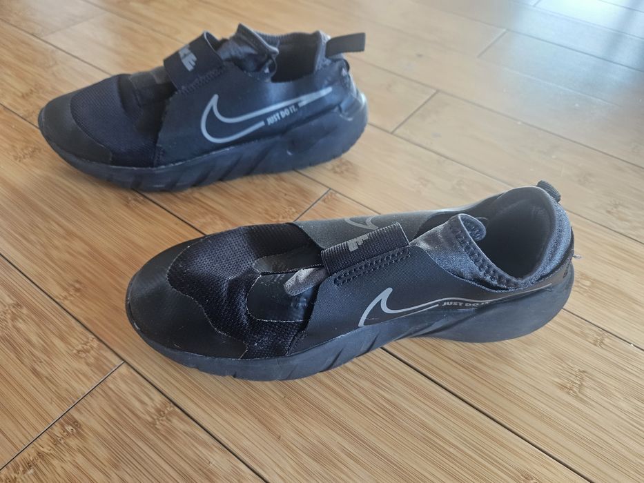 Маратонки Nike 37,5