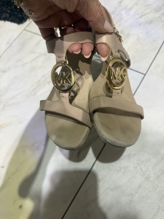 Sandale MKors 36 bej