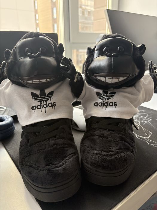 Jeremy scott adidas gorrila