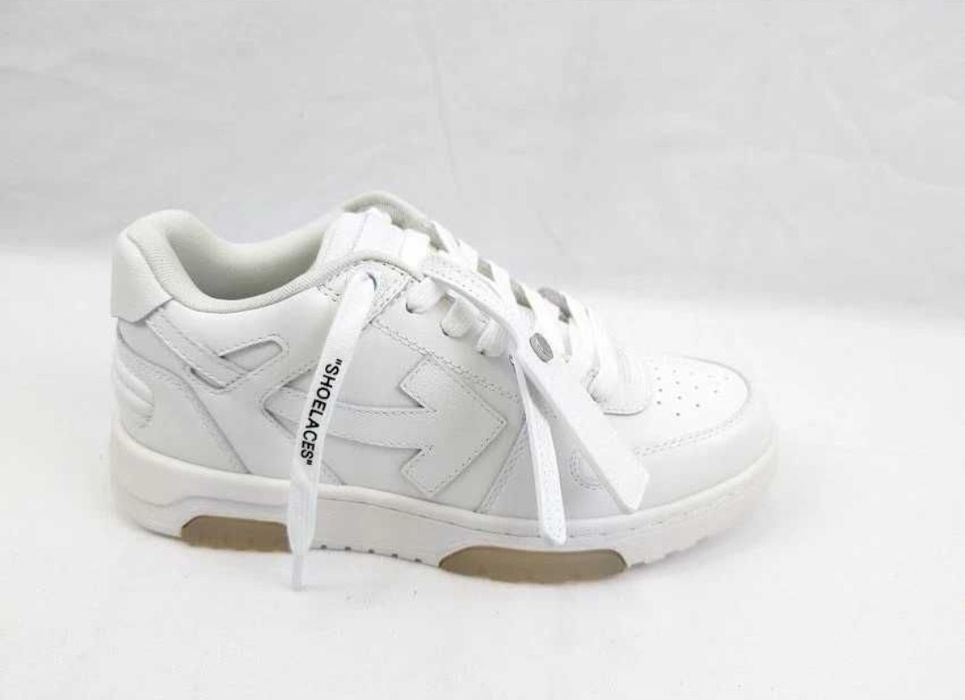 Off White out off fice