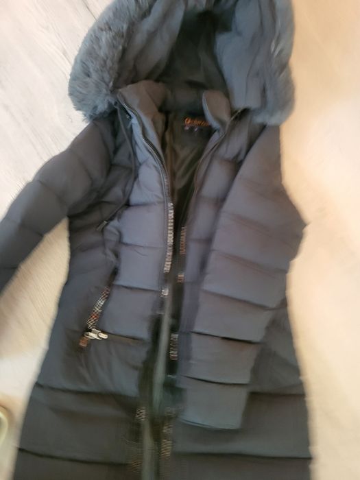 Само изпрано зимно яке тъмно зелено