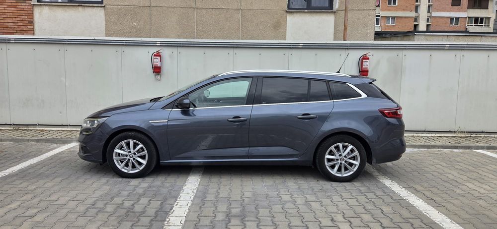Renault megane 4 1,5 dci 110cp cutie viteze automata