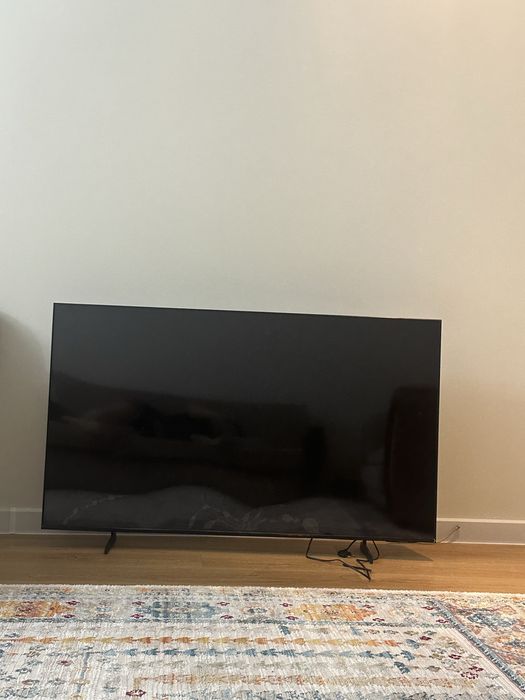 Телевизор Smart TV Samsung 140 диагональ