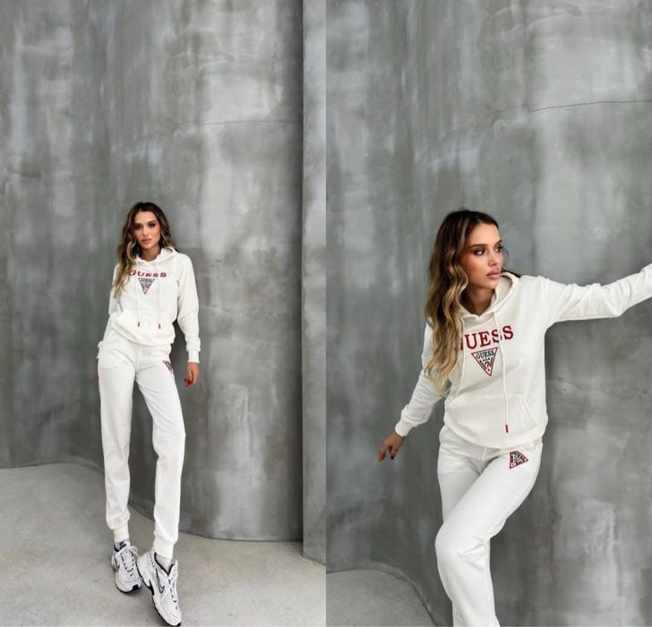 Дамски спортни екипи