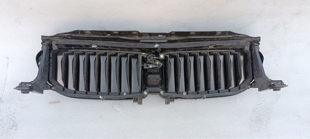 Решётка радиатора БМВ BMW G30.