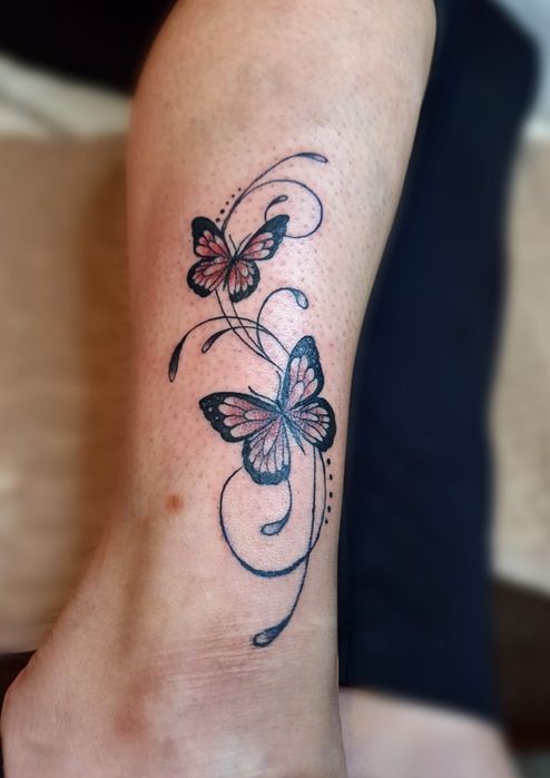 Realizez Tatuaje Tautii de Sus