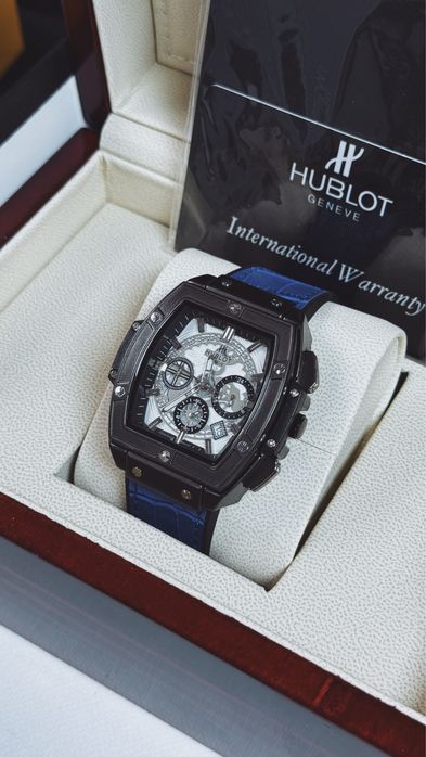 продам 10 пар часов с коробкой