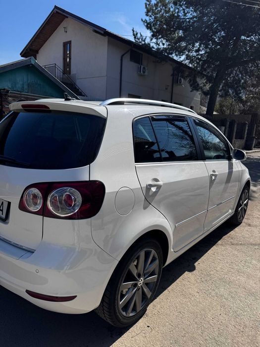 VAND GOLF PLUS V 1.4 BENZINA , CUTIE AUTOMATA DSG  2010 IASI . 5750 EURO .0755689995 / 0740638898 .