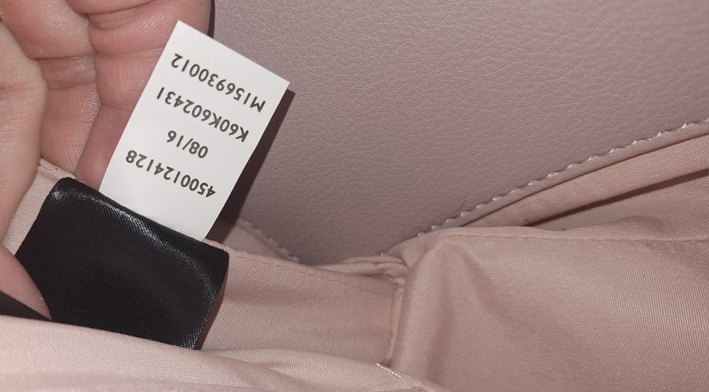 Geanta de umăr de la Calvin Klein