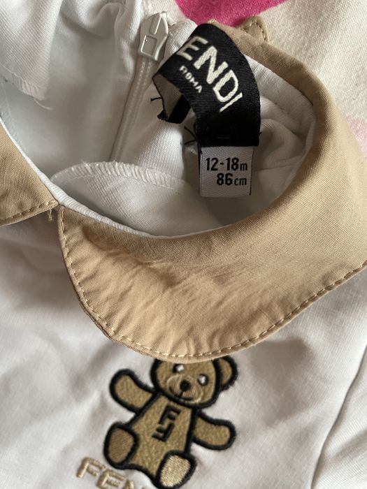 Fendi burberry роклички и тренч За бебе