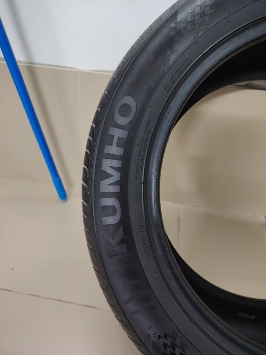 Шины 215/55/R17 KUMHO