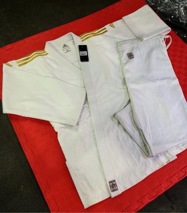 Кимоно для дзюдо Adidas