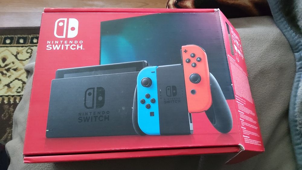 Vand- schimb Console Nintendo Switch noi /nefolosite !!!