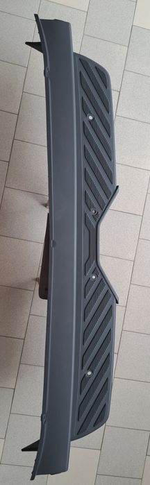 Bară Spate Sprinter model cu decupaj Cârlig Cu Sau Fără Senzori Parcar