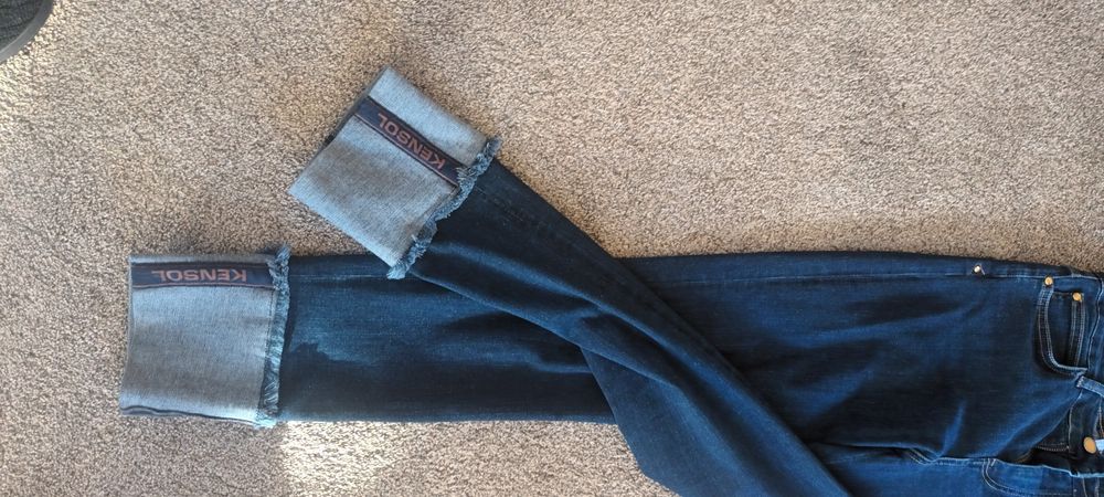 Еластични дънки на марката Кенсол, Kensol