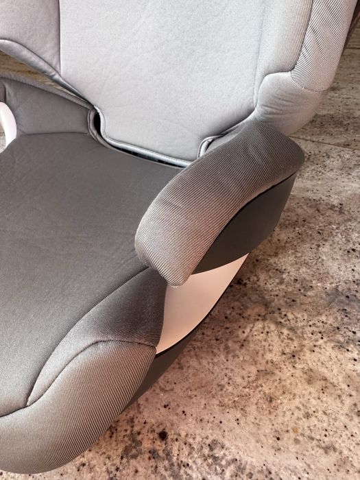 Столче за кола Cybex Juno M-Fix 9-18 кг.