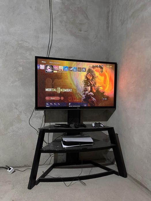 Продаем Пс5 2шт Бу как новые.