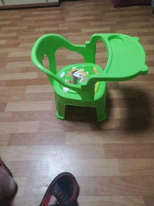Детский стульчик