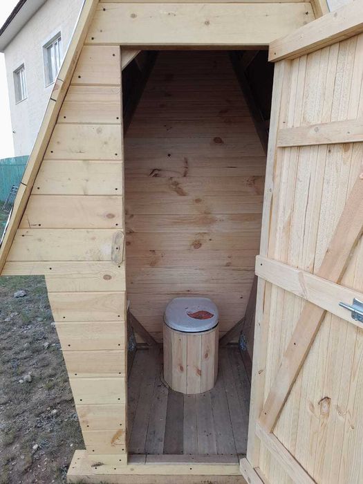 Продам УЛИЧНЫЙ ТУАЛЕТ для дома и дачи