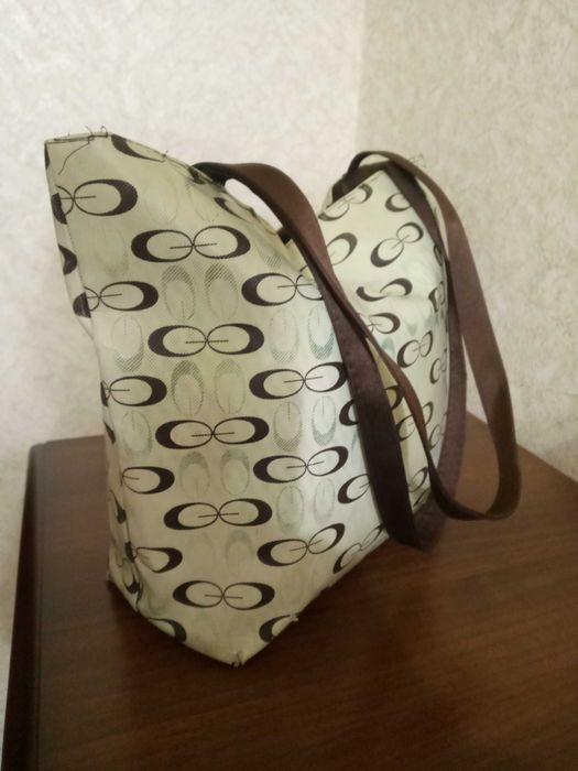 Сумки Б/У  в хорошем состоянии по 30 тыс сумов(см разные фото)