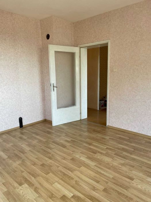 Тристаен Апартамент в гр. Карлово